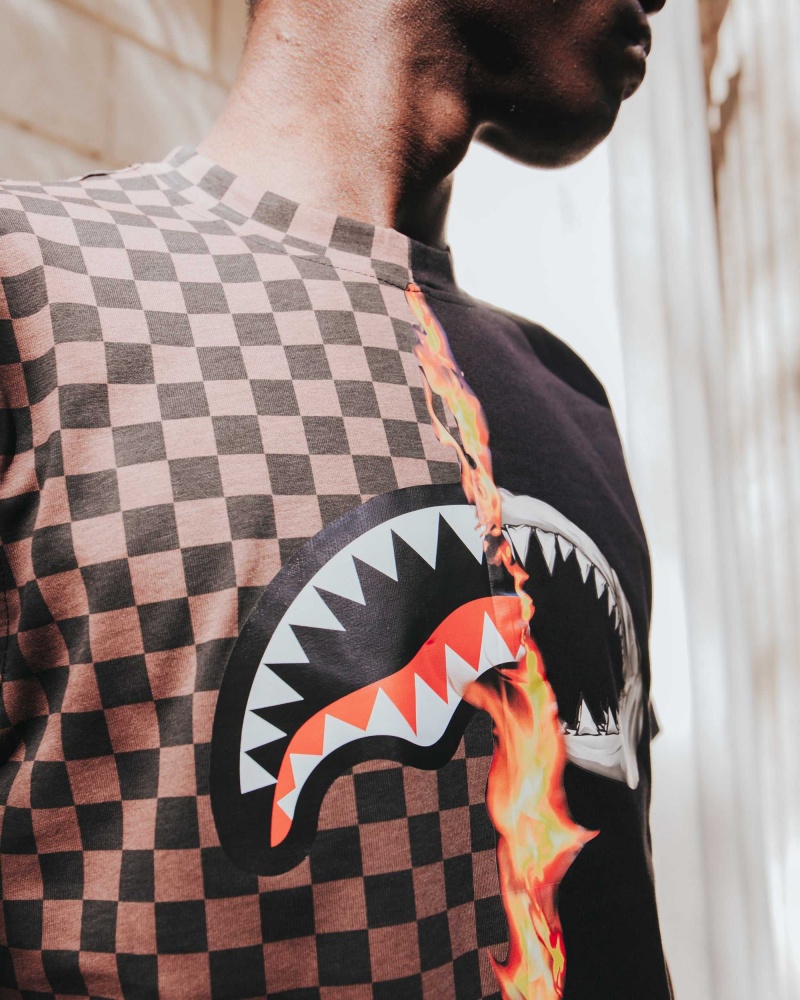 Sprayground T-shirt BURNT SHARKS IN PARIS Black | ILKBU9380